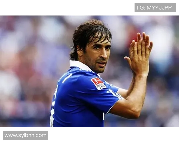 2006年篮网对决回顾：经典比赛中的精彩瞬间与球员表现分析